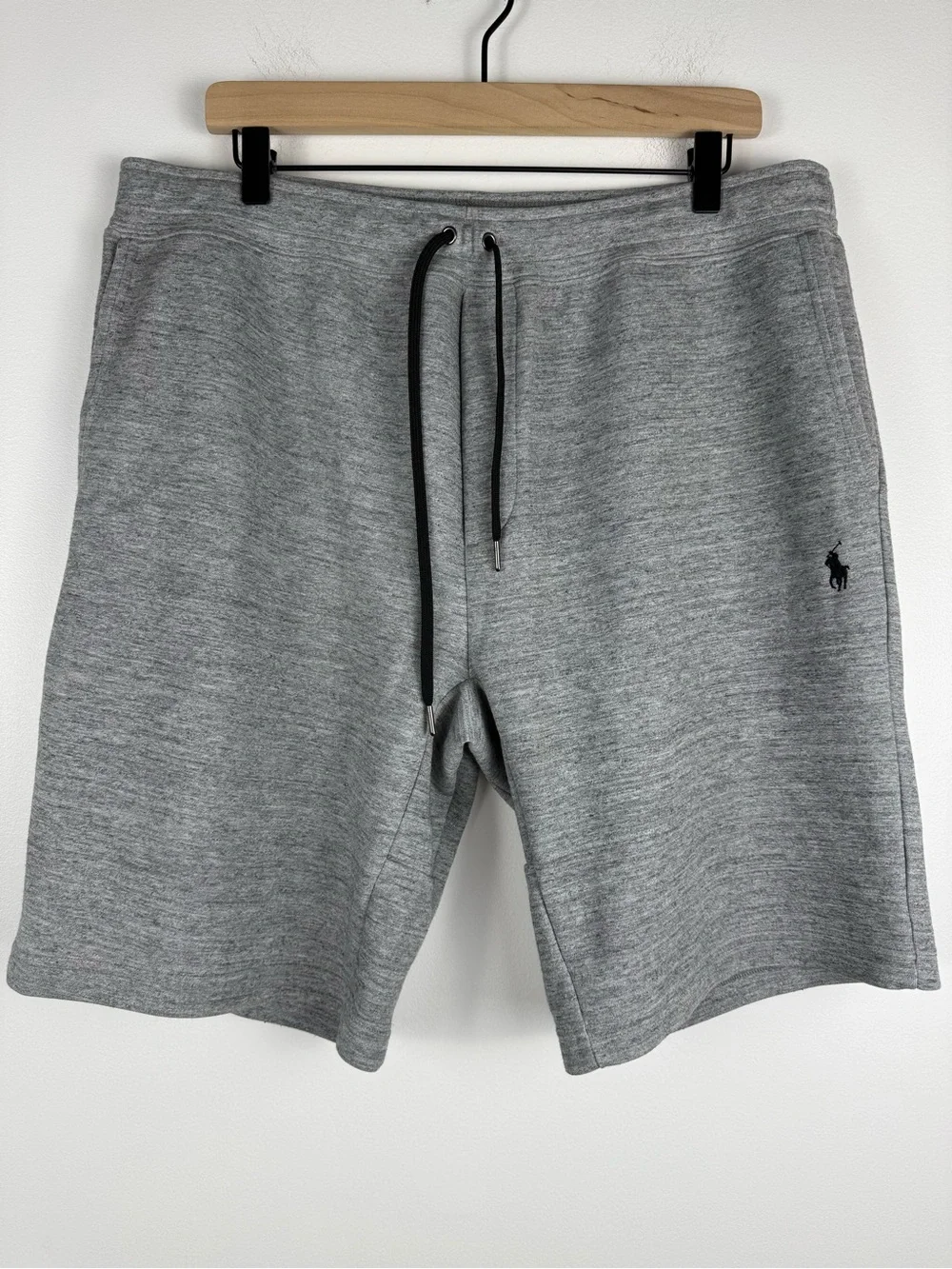 POLO RALPH LAUREN Men's Heather Grey Double-Knit Sweat Shorts 10” Pony